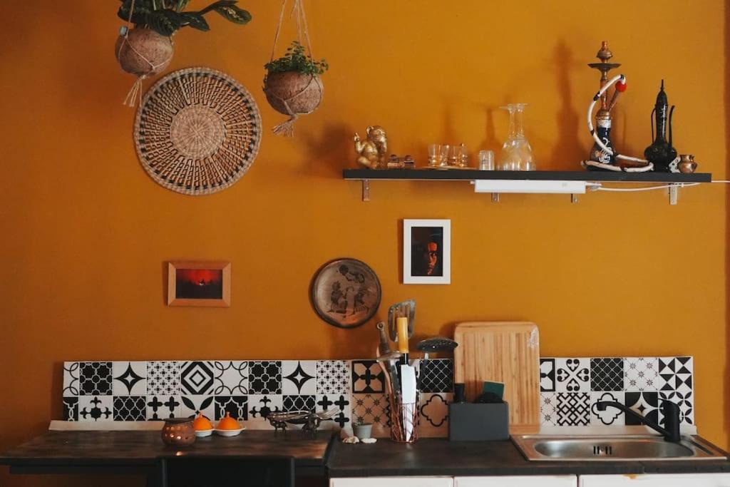 Sahara Studio With Shared Bathroom In City Centre Bratislava Exteriör bild