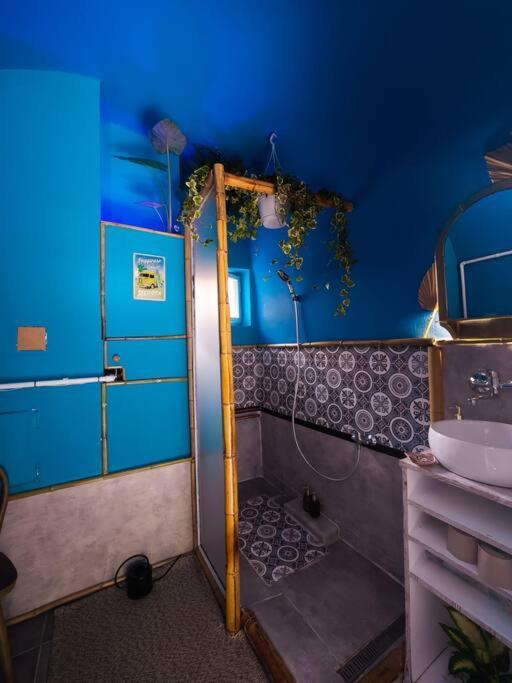 Sahara Studio With Shared Bathroom In City Centre Bratislava Exteriör bild